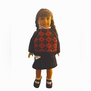 American girl  doll for 8+ Molly Mcintire perfect condition..